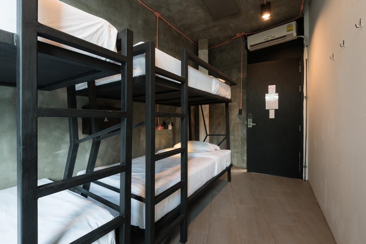 Thrive The Hostel : Patpong By The Belle กรุงเทพมหานคร ภายนอก รูปภาพ