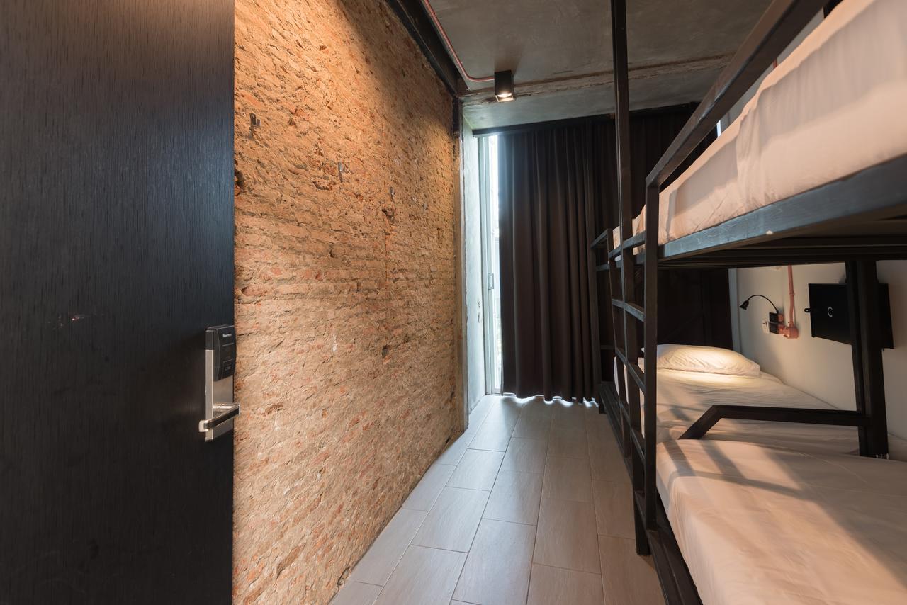 Thrive The Hostel : Patpong By The Belle กรุงเทพมหานคร ภายนอก รูปภาพ