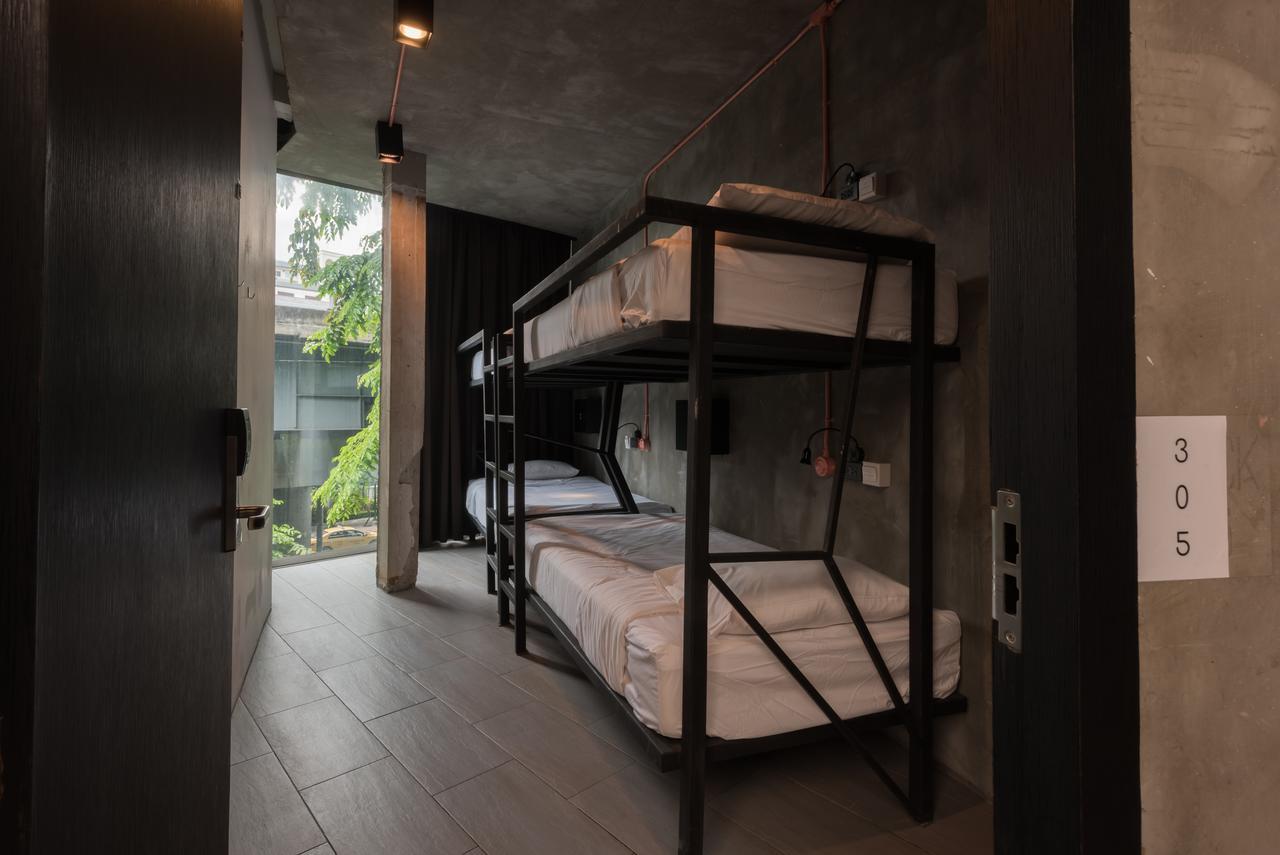 Thrive The Hostel : Patpong By The Belle กรุงเทพมหานคร ภายนอก รูปภาพ