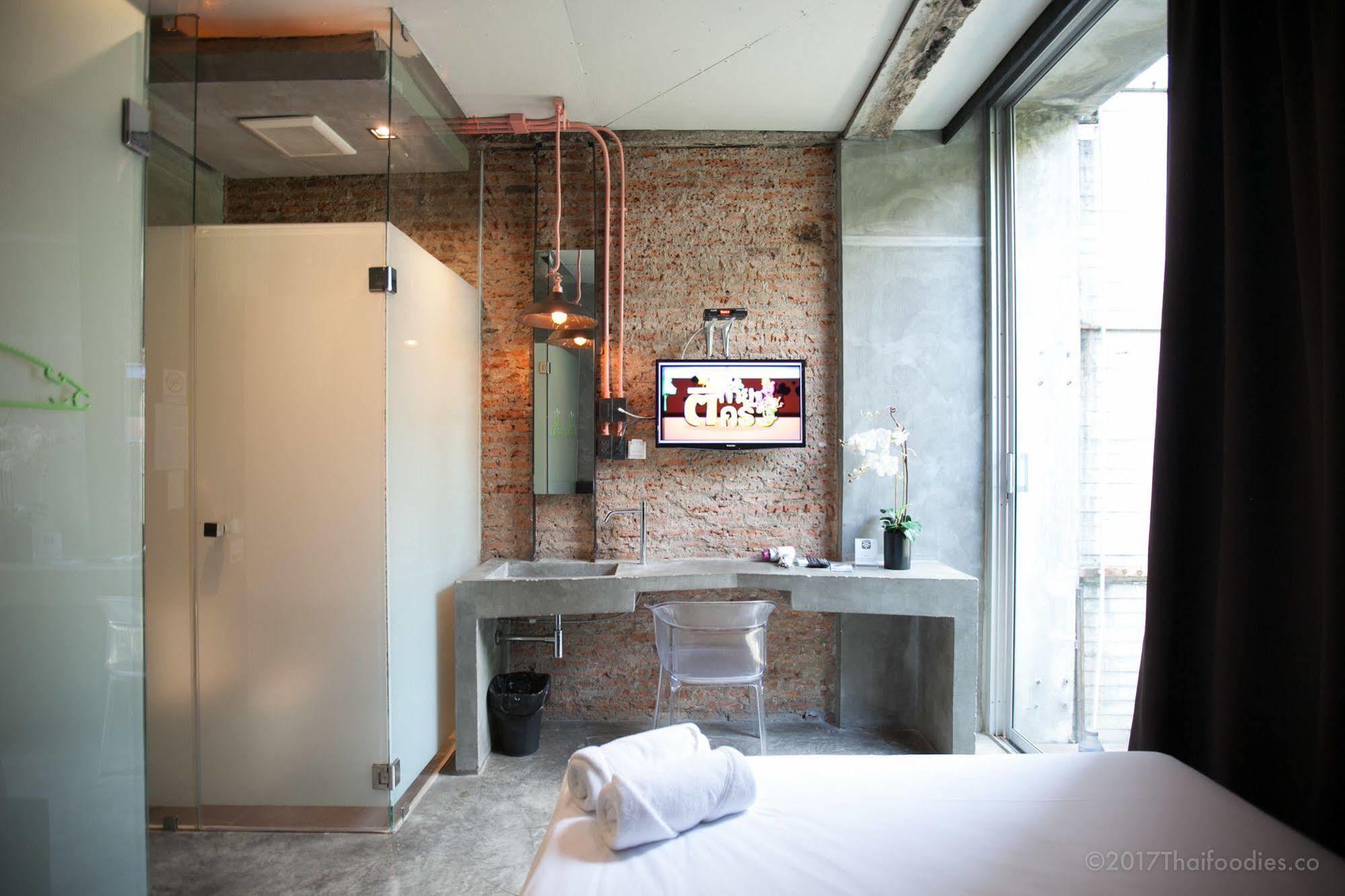 Thrive The Hostel : Patpong By The Belle กรุงเทพมหานคร ภายนอก รูปภาพ
